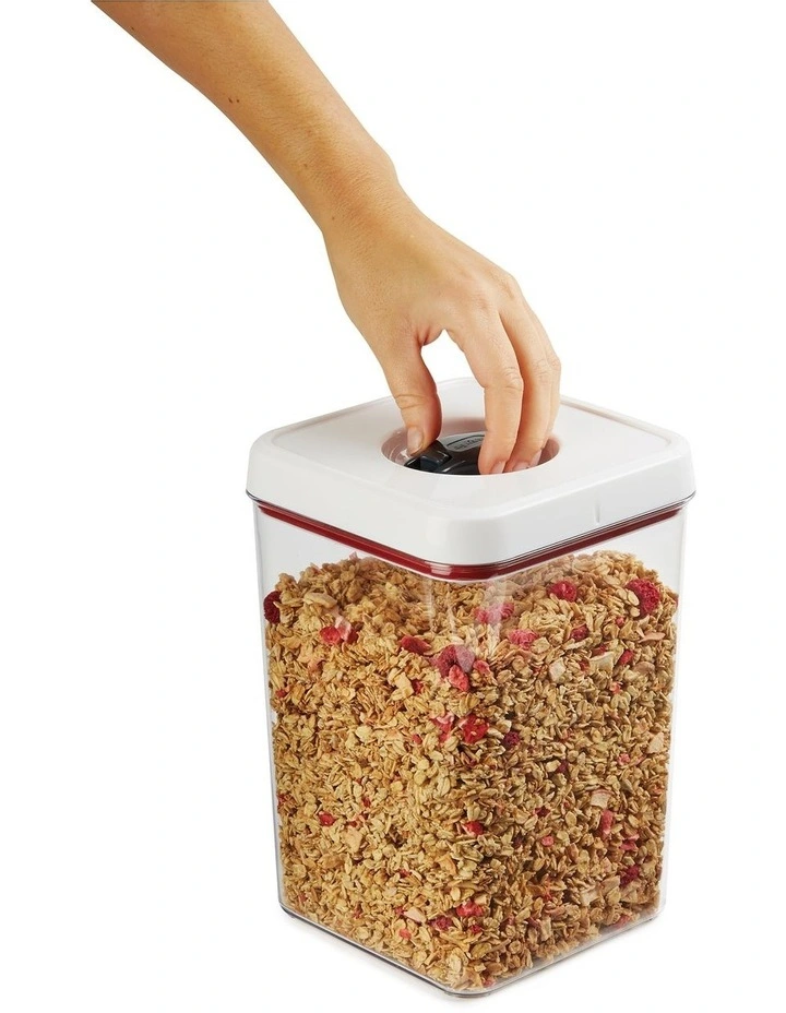 Zyliss Twist & Seal 4.0L Large Square Container - Image 2